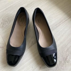 Clarks Juliet Low Heel Pump